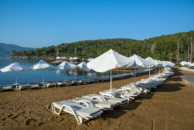 Green Bay Resort & Spa