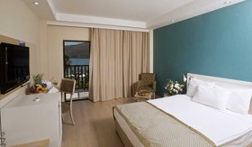 Green Bay Resort & Spa