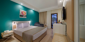 Green Bay Resort & Spa
