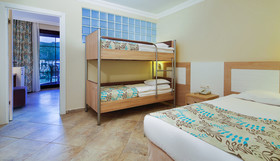 Green Bay Resort & Spa