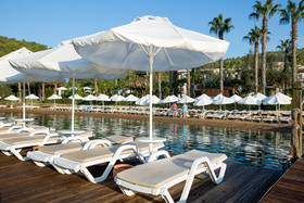 Green Bay Resort & Spa