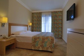 Green Bay Resort & Spa