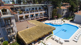 Hotel Pine Valley