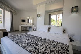 Casa Blanca Hotel