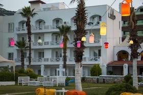 Casa Blanca Hotel