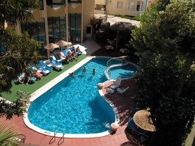 Juniper Hotel & Siesta Hotel