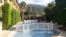 Senem Apartments