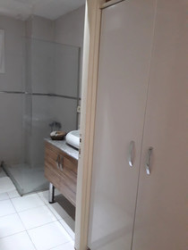 Akhomes