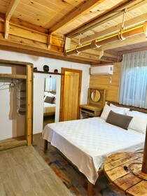 Alacas Hotel