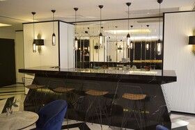Emen’s Hotel