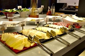 Emen’s Hotel