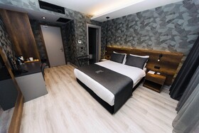 Emen’s Hotel