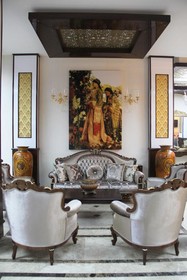 Grand Corner