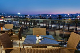 Hilton Garden Inn Izmir Bayrakli