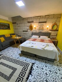 Lamur Otel