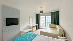 Lizbonia Hotel Cesme