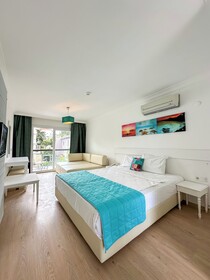 Lizbonia Hotel Cesme