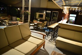 May Park Hotel