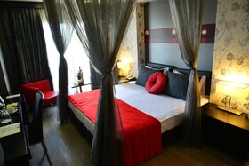 May Park Hotel