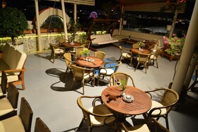 May Park Hotel
