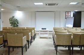 May Park Hotel
