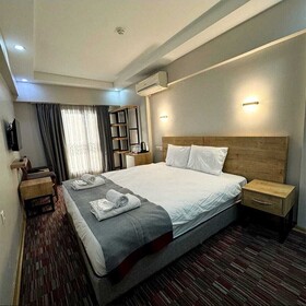 Mojo Otel Alsancak