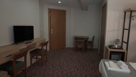Mojo Otel Alsancak