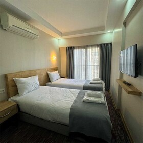 Mojo Otel Alsancak
