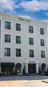 Mono Life Hotel