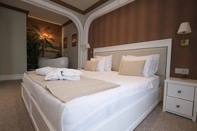 Mono Life Hotel