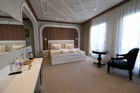 Mono Life Hotel