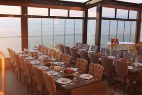Pasaport Pier Hotel