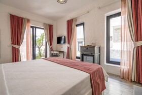 Portakal Cicegi Alacati