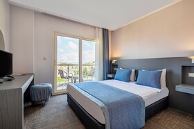 Sisus Marina Hotel