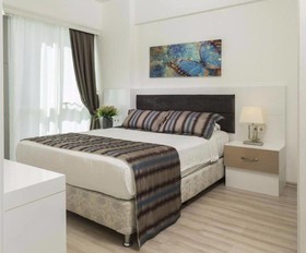 Sun Suit Hotel