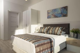 Sun Suit Hotel