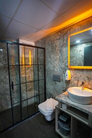 Talles Loft Hotel