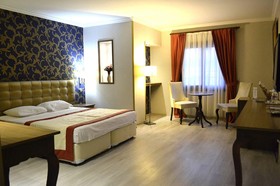 Mira Otel Alsancak