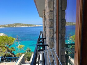 Akvaryum Butik Otel Karaburun