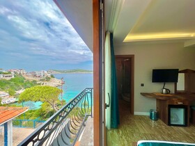 Akvaryum Butik Otel Karaburun