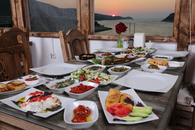 Arya Karaburun