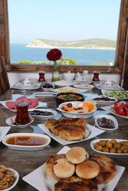 Arya Karaburun