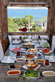 Arya Karaburun