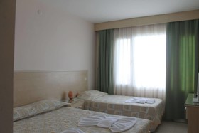 Can Karaburun Hotel