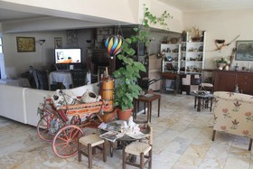 Can Karaburun Hotel