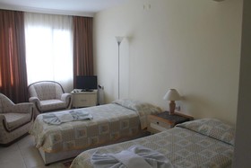 Can Karaburun Hotel