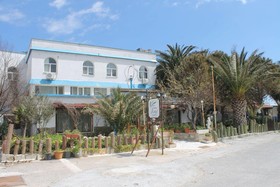 Can Karaburun Hotel