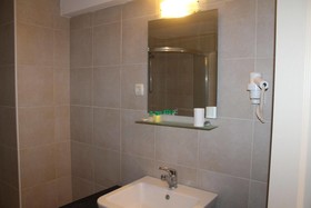 Can Karaburun Hotel