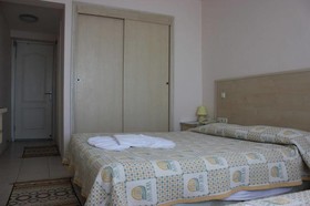 Can Karaburun Hotel
