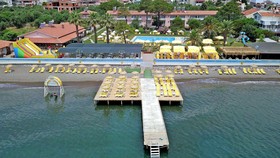 Palm Beach Hotel